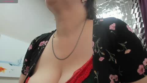 DoloresSea online show from February 2025 05:15:02 AM