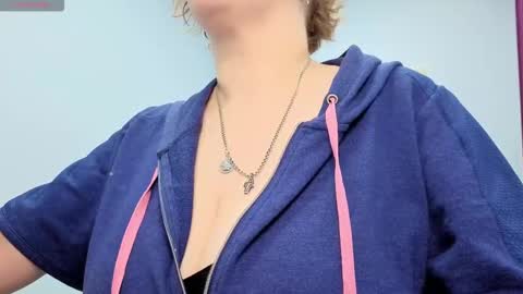 Snapshot of doloressea chatting on February 2026 04:57:02 AM DoloresSea online show from February 2026 04:57:02 AM