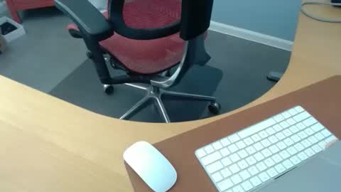 Doloroso online show from November 2025 07:49:02 PM