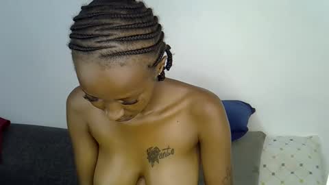 Snapshot of dolsexy chatting on May 2026 03:35:02 AM dolsexy online show from May 2026 03:35:02 AM