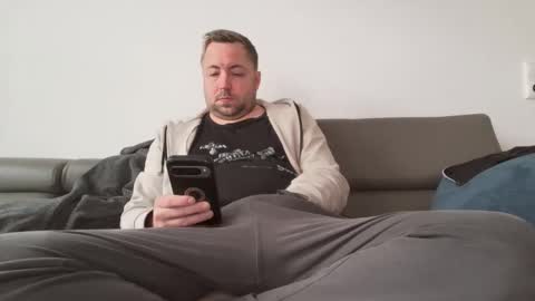 dombio_12 online show from April 2026 10:52:02 AM