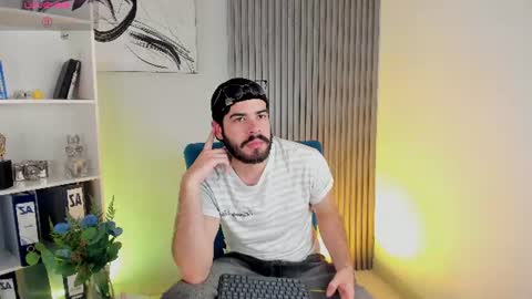 Snapshot of domboy_ chatting on July 2026 01:58:33 AM domboy online show from July 2026 01:58:33 AM