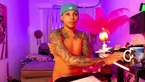 Snapshot of dominant_gay_xxx chatting on November 2025 07:58:01 AM jjhoy online show from November 2025 07:58:01 AM