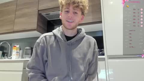 Alex...  online show from November 2025 06:48:01 AM