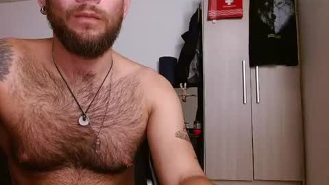 Snapshot of dominantthewolf chatting on June 2026 10:27:01 AM Logan - INDEPENDET MODEL online show from June 2026 10:27:01 AM