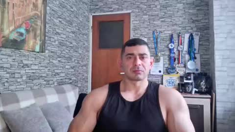 Snapshot of dominatemuscle chatting on January 2026 09:34:02 AM Kevin online show from January 2026 09:34:02 AM