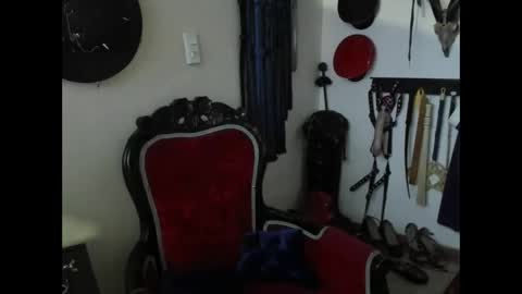 Dom Blue online show from October 2025 08:04:02 AM