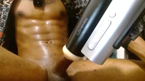 dominic751 online show from December 2025 03:30:02 PM