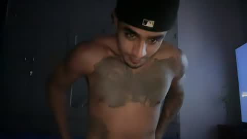 Snapshot of dominic_brand chatting on June 2026 04:06:01 AM Brandon online show from June 2026 04:06:01 AM
