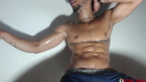 DOMI online show from November 2025 06:01:01 AM