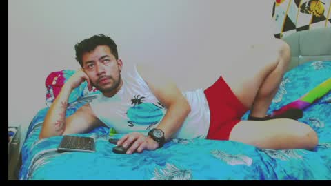 dominic_lux online show from April 2026 02:28:01 AM