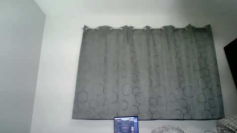 Snapshot of dominicanorico chatting on December 2025 09:43:01 PM luis online show from December 2025 09:43:01 PM