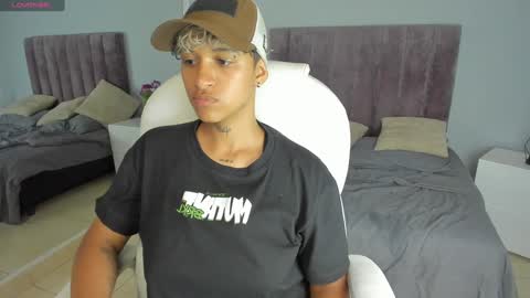 Snapshot of dominick_joness chatting on January 2025 11:15:02 PM Dominick online show from January 2025 11:15:02 PM