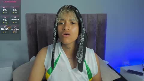 Snapshot of dominick_joness chatting on February 2025 02:05:02 AM Dominick online show from February 2025 02:05:02 AM