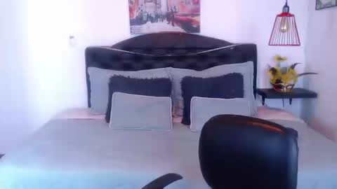 Snapshot of domink_gilr chatting on September 2025 07:58:02 PM D O M I N K online show from September 2025 07:58:02 PM