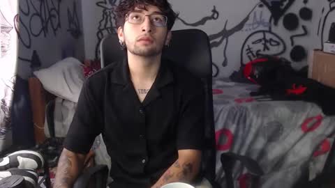 dominus_kane online show from December 2025 02:35:01 PM