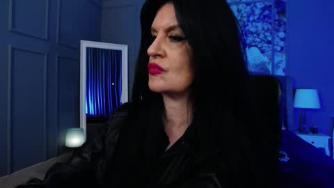 Snapshot of dommelisa chatting on January 2026 10:57:02 PM Dom Melisa online show from January 2026 10:57:02 PM