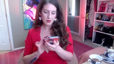 Snapshot of dommetomorrow chatting on January 2025 05:45:02 PM DommeTomorrow online show from January 2025 05:45:02 PM