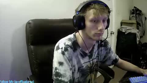 Snapshot of domohead0 chatting on July 2026 12:37:02 AM dom online show from July 2026 12:37:02 AM