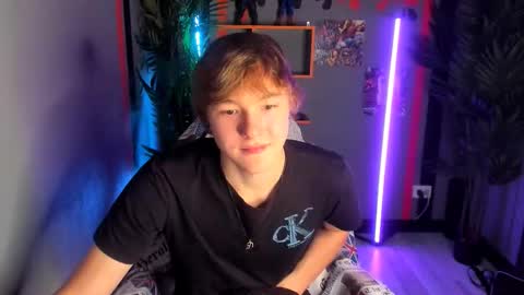 Snapshot of donald_brooks chatting on November 2025 04:18:02 PM Donald online show from November 2025 04:18:02 PM