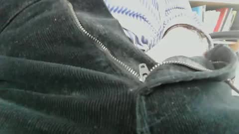 dontaskagain008 online show from April 2026 10:29:02 AM