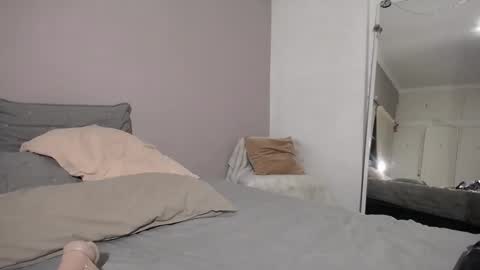 Snapshot of dontcallmeangel_ chatting on February 2025 11:09:01 PM Iara online show from February 2025 11:09:01 PM