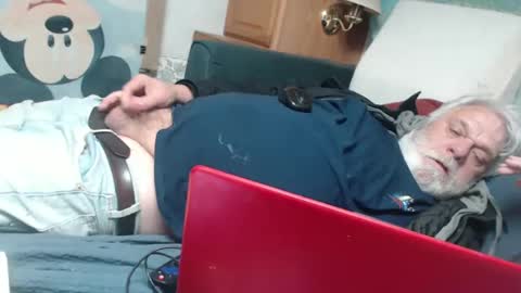 Snapshot of doouugcumming chatting on February 2025 09:03:01 AM cummingdoouug online show from February 2025 09:03:01 AM