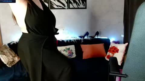 Dora online show from November 2025 04:18:02 PM