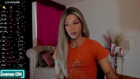 Nicolle online show from March 2025 01:06:02 PM