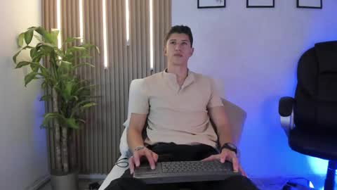 Snapshot of dorian_mystery chatting on February 2026 04:43:02 AM dorian_mystery online show from February 2026 04:43:02 AM