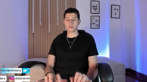 Snapshot of dorian_mystery chatting on June 2026 01:21:01 AM dorian_mystery online show from June 2026 01:21:01 AM