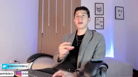 Snapshot of dorian_mystery chatting on July 2026 06:43:02 PM dorian_mystery online show from July 2026 06:43:02 PM