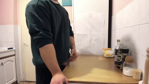 Snapshot of doriancretu95 chatting on December 2024 07:47:02 AM menu below online show from December 2024 07:47:02 AM