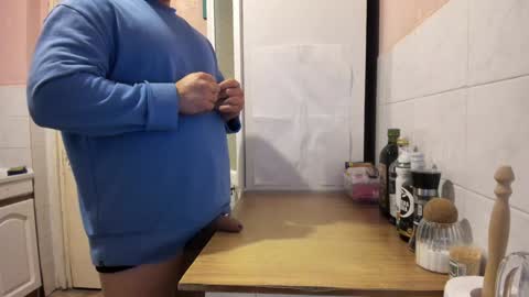 Snapshot of doriancretu95 chatting on December 2024 05:33:02 PM menu below online show from December 2024 05:33:02 PM