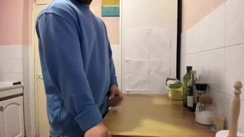 Snapshot of doriancretu95 chatting on March 2025 06:48:01 AM menu below online show from March 2025 06:48:01 AM