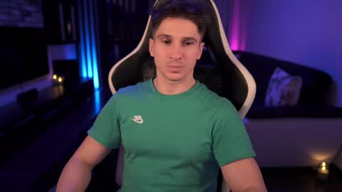 Dorian Reyes online show from January 2025 09:28:01 PM