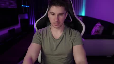 Dorian Reyes online show from February 2025 11:09:01 PM