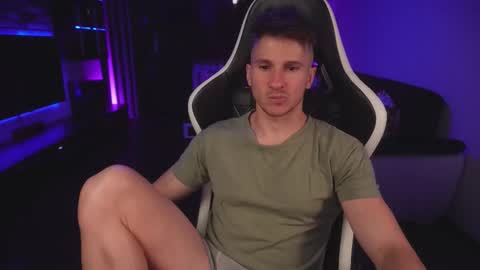 Dorian Reyes online show from September 2025 11:26:01 PM