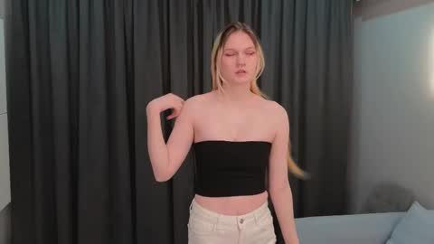 Emma online show from February 2026 07:20:01 PM