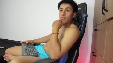 Snapshot of dorman_boy chatting on November 2025 04:55:02 AM dorman_boy online show from November 2025 04:55:02 AM