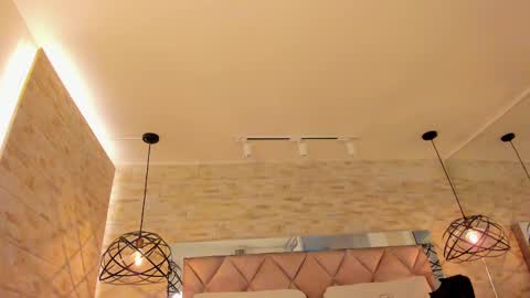  DOROTHY online show from February 2025 03:55:02 AM