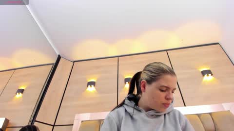  DOROTHY online show from January 2026 03:21:01 AM