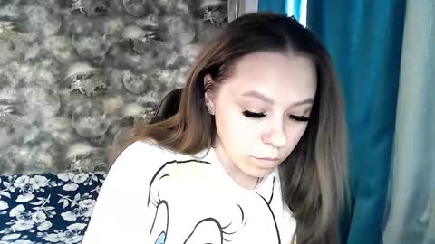 Snapshot of dorrie_ann chatting on May 2026 10:43:02 AM Dorrie Ann online show from May 2026 10:43:02 AM