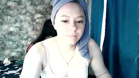 Snapshot of dorrie_ann chatting on June 2026 06:32:02 AM Dorrie Ann online show from June 2026 06:32:02 AM