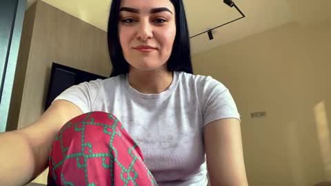 Snapshot of dorthacaputi chatting on February 2026 09:53:01 AM Sofi online show from February 2026 09:53:01 AM