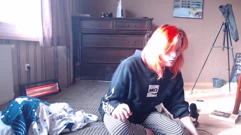 Snapshot of dosbox98 chatting on January 2025 10:39:02 AM stupid ass online show from January 2025 10:39:02 AM