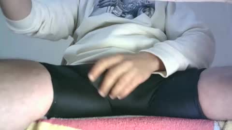 Snapshot of dotado21xl chatting on May 2026 01:40:01 PM dotado21xl online show from May 2026 01:40:01 PM
