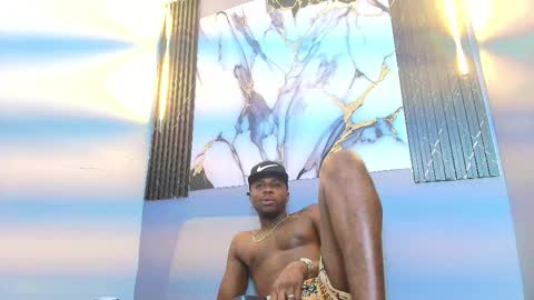 DOUGLAS online show from November 2025 12:46:01 AM