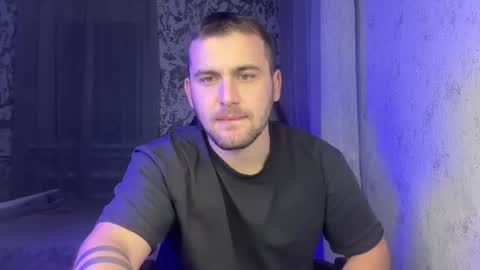 douglas_666 online show from November 2025 05:34:02 PM