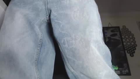 douglas_drake online show from October 2025 03:58:01 AM